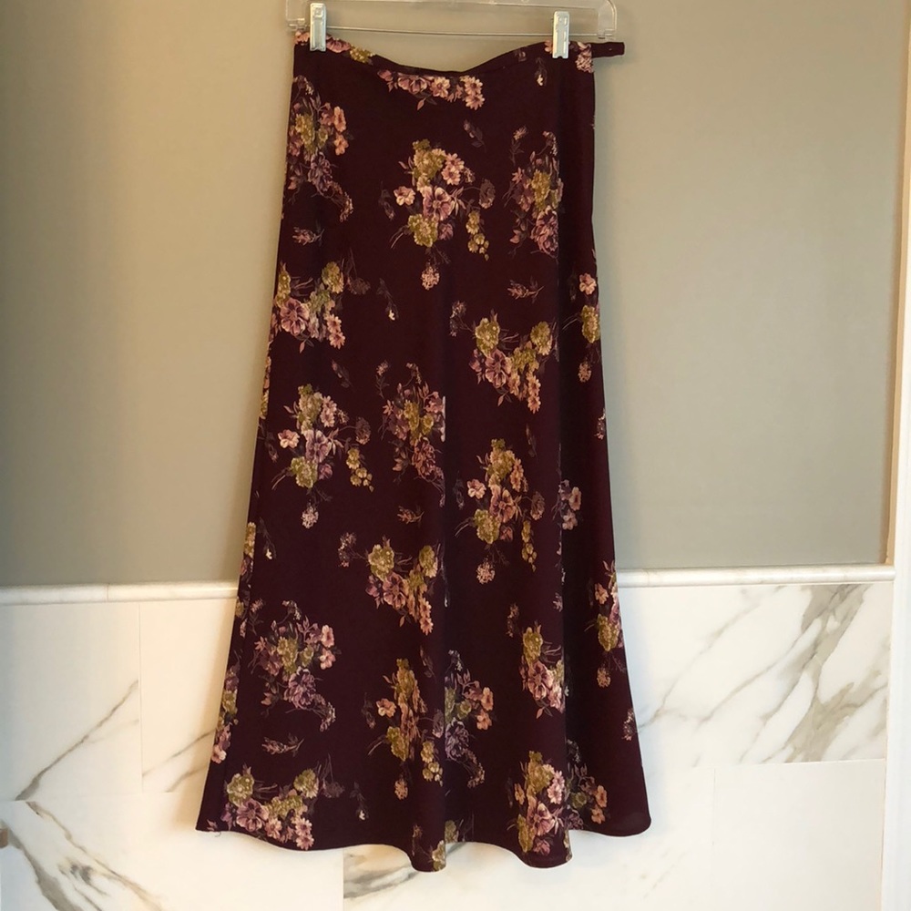 Vintage 90s Floral Maxi - Picture 2 of 8